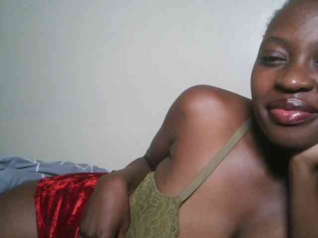 DaisyafterDark_ webcam