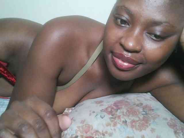 DaisyafterDark_ webcam