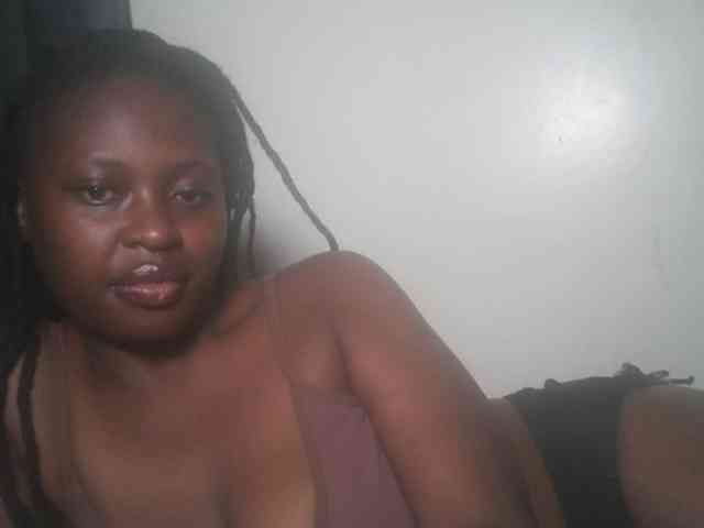 DaisyafterDark_ webcam