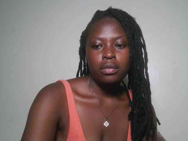 DaisyafterDark_ webcam