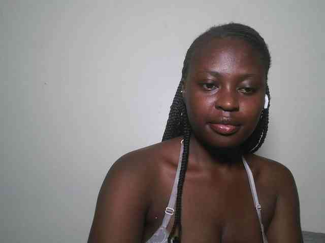 DaisyafterDark_ webcam