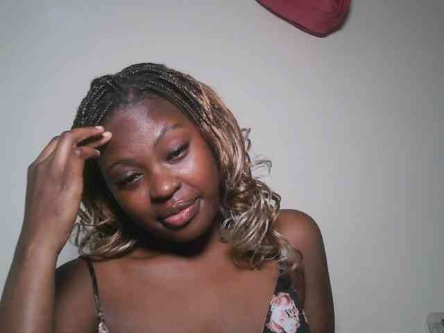 DaisyafterDark_ webcam