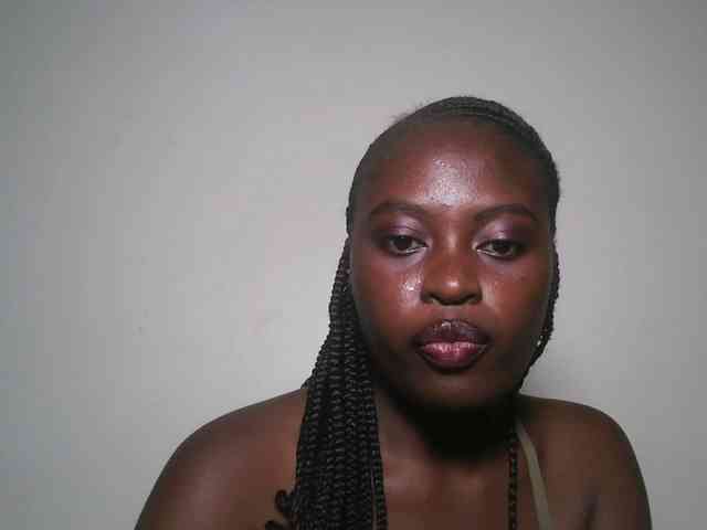 DaisyafterDark_ webcam