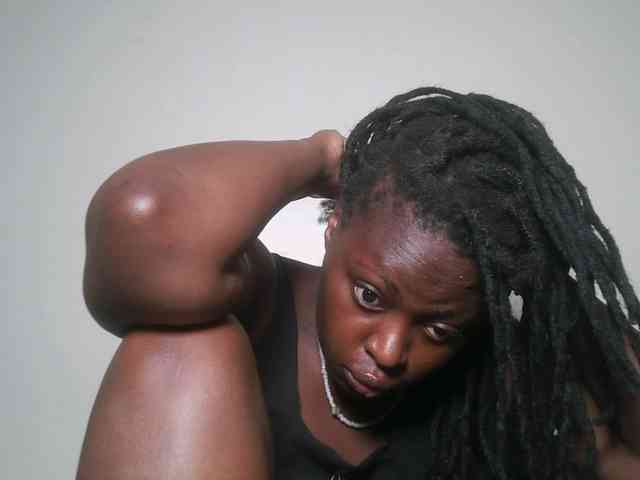 DaisyafterDark_ webcam