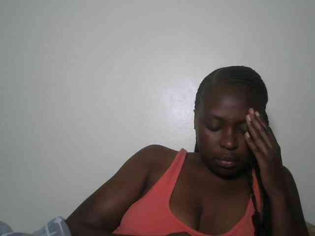 DaisyafterDark_ webcam