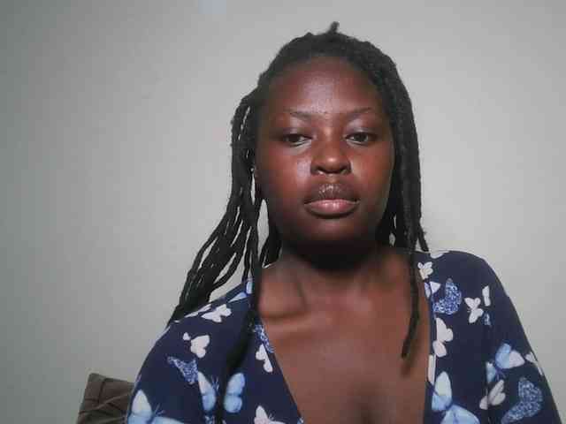 DaisyafterDark_ webcam