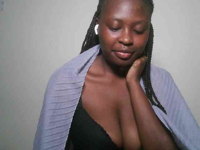 DaisyafterDark_ webcam