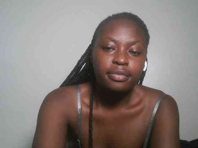 DaisyafterDark_ webcam