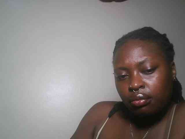 DaisyafterDark_ webcam