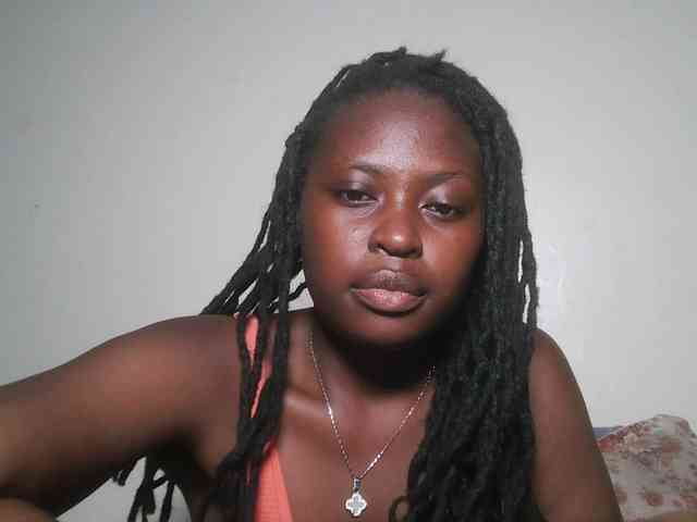 DaisyafterDark_ webcam