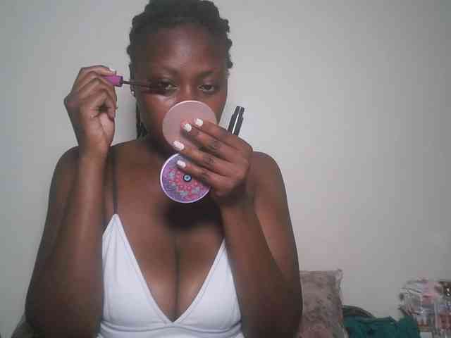 DaisyafterDark_ webcam