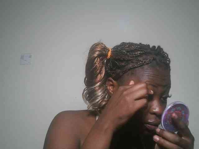 DaisyafterDark_ webcam