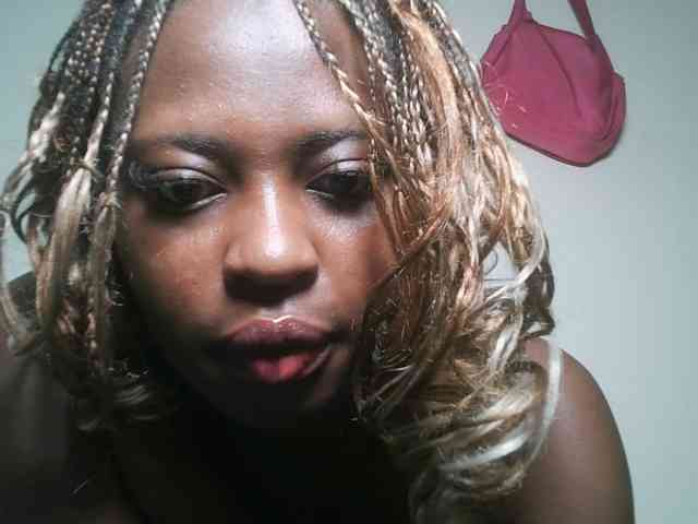 DaisyafterDark_ webcam
