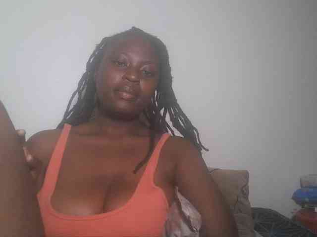 DaisyafterDark_ webcam