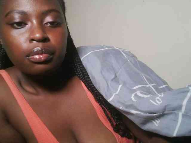 DaisyafterDark_ webcam