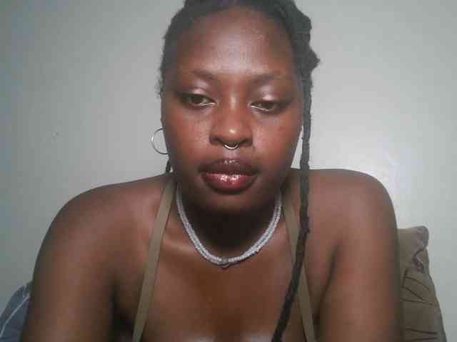 DaisyafterDark_ webcam