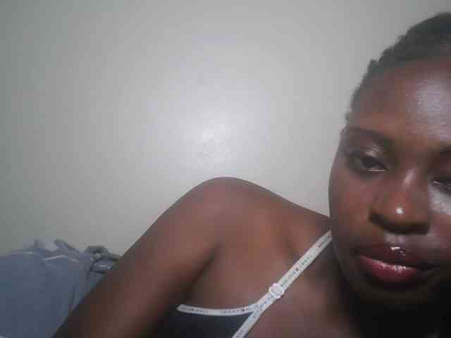 DaisyafterDark_ webcam