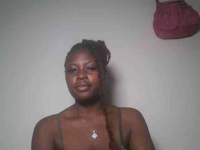 DaisyafterDark_ webcam