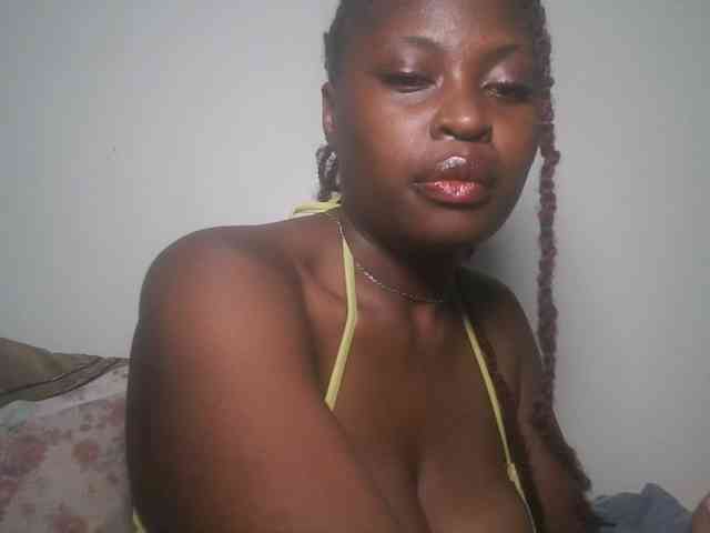 DiasyafterDark