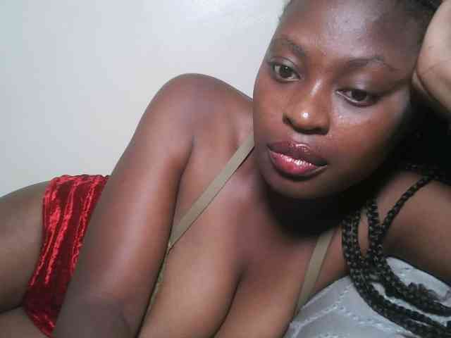 DaisyafterDark_ webcam