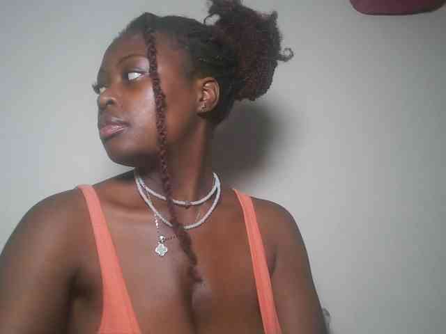 DaisyafterDark_ webcam