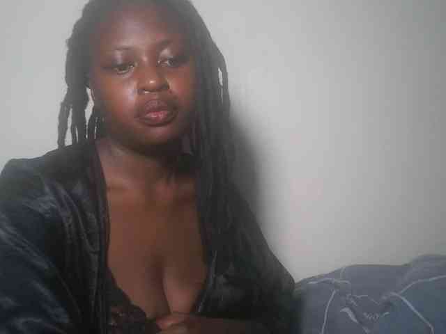 DaisyafterDark_ webcam