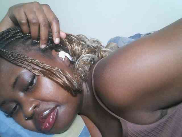 DaisyafterDark_ webcam