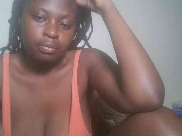 DaisyafterDark_ webcam