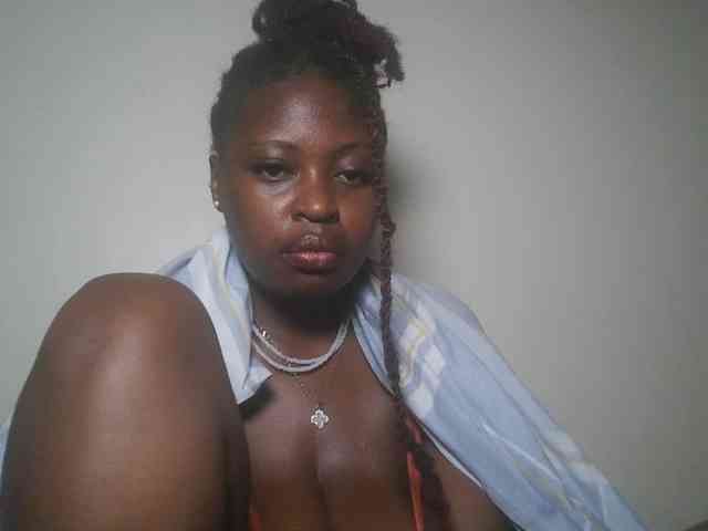 DaisyafterDark_ webcam