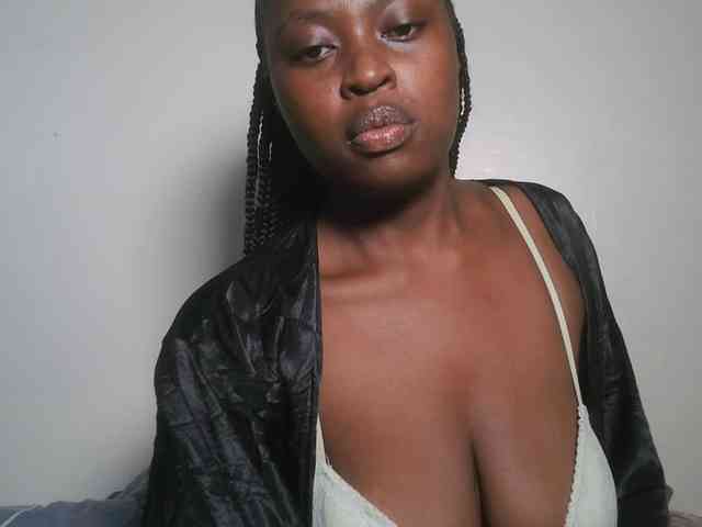 DaisyafterDark_ webcam