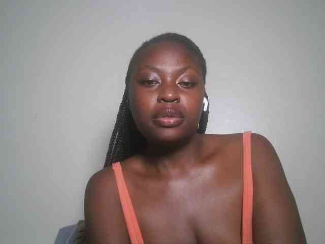 DaisyafterDark_ webcam