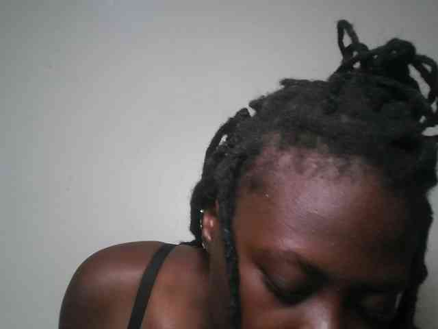 DaisyafterDark_ webcam