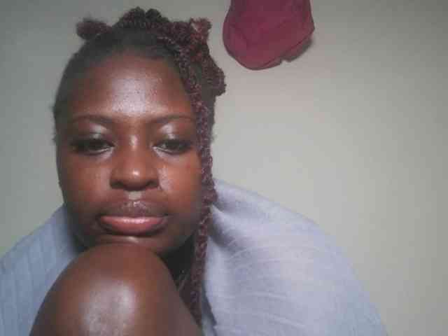 DaisyafterDark_ webcam