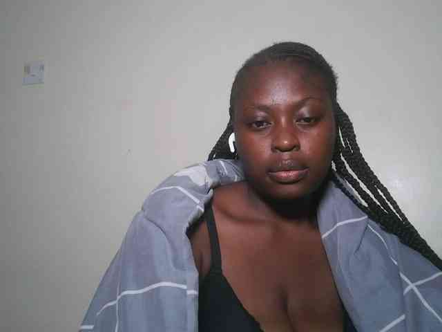 DaisyafterDark_ webcam