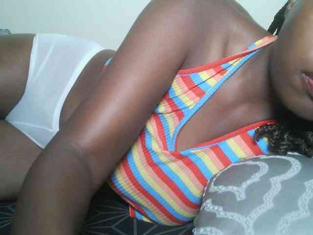 DaisyafterDark_ webcam