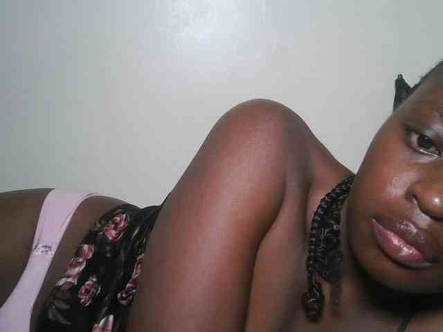 DaisyafterDark_ webcam