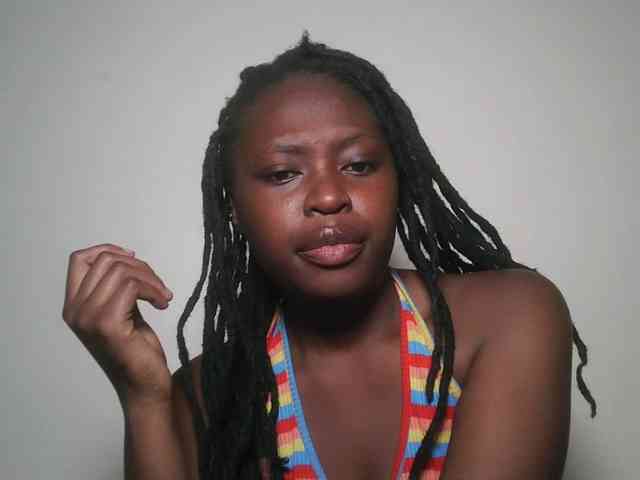DaisyafterDark_ webcam