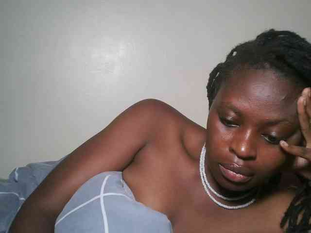 DaisyafterDark_ webcam