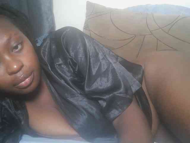 DiasyafterDark