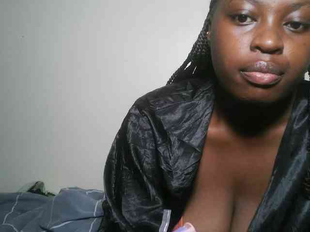 DaisyafterDark_ webcam