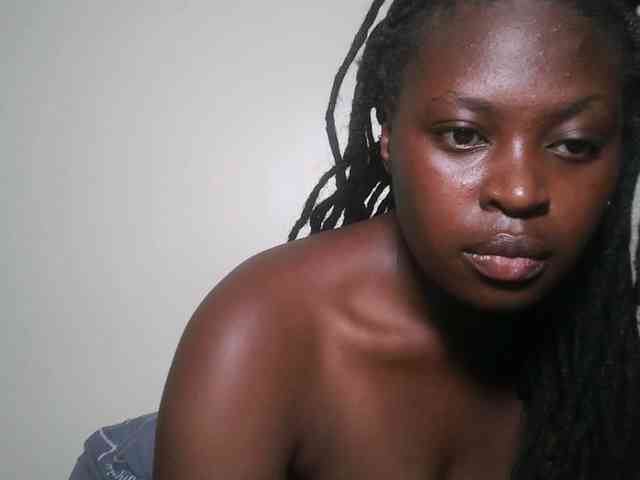 DaisyafterDark_ webcam