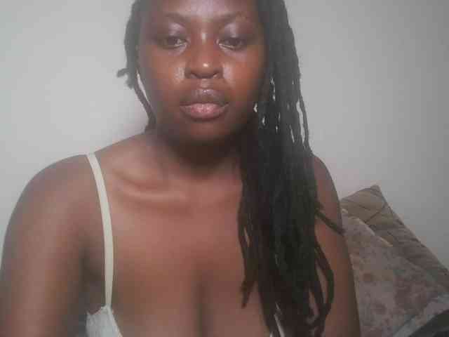 DaisyafterDark_ webcam