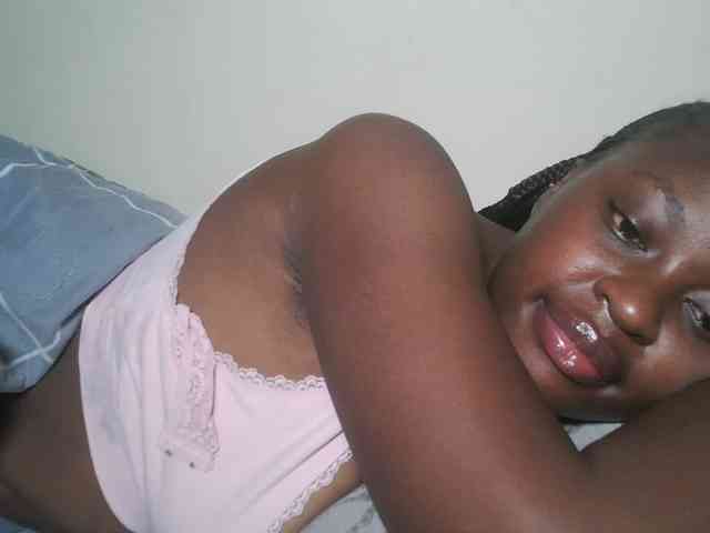 DaisyafterDark_ webcam