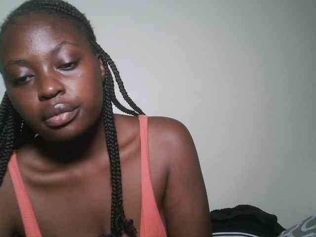 DaisyafterDark_ webcam