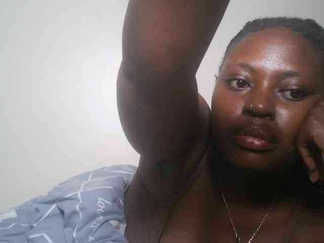 DaisyafterDark_ webcam