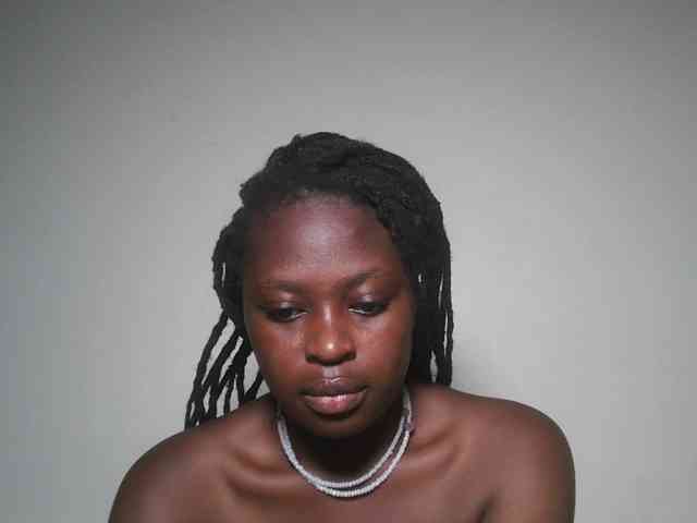 Modèle: DaisyafterDark_