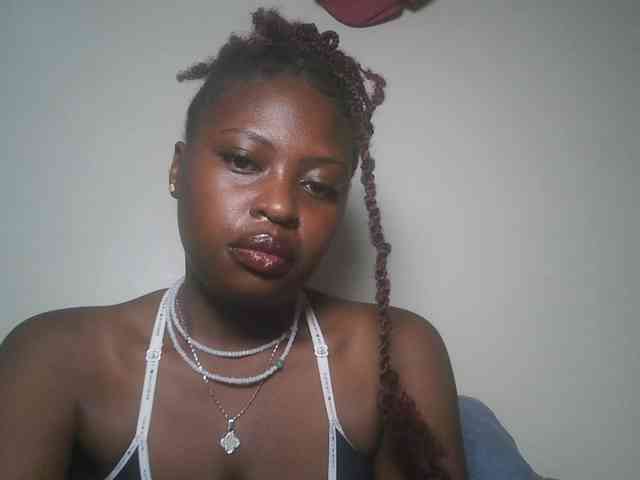 DaisyafterDark_ webcam