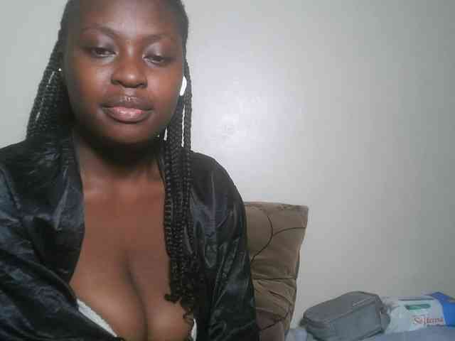 DaisyafterDark_ webcam