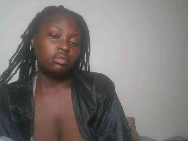 DaisyafterDark_ webcam