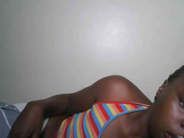 DaisyafterDark_ webcam